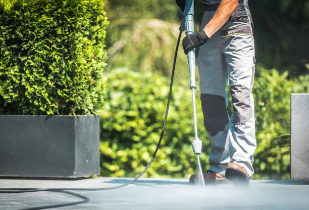 Best Animal Enclosure Cleaning  in Atwater, CA